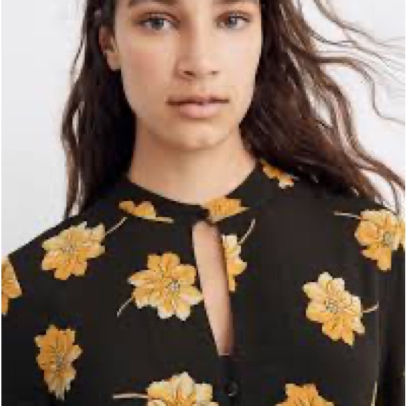 MADEWELL Button Front Longsleeve Maxi Dress in Fall Flowers- Green and Yellow - Picture 3 of 8